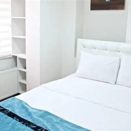 Taksim Tulip Residences & 이스탄불