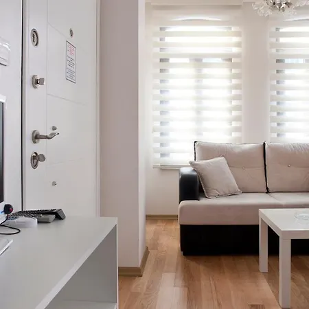 아파트호텔 Taksim Tulip Residences & 3*