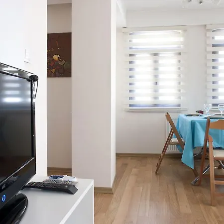 아파트호텔 Taksim Tulip Residences &
