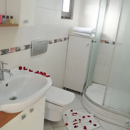Taksim Tulip Residences & 아파트호텔 3*