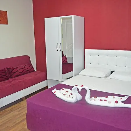 Taksim Tulip Residences & 아파트호텔