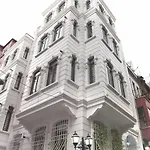 Taksim Tulip Residences & 3*