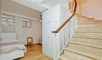 Taksim Tulip Residences & 3*