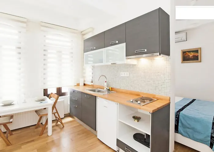 Taksim Tulip Residences & Aparthotel 3*