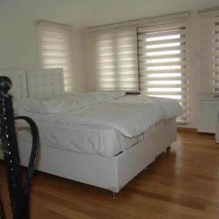 Taksim Tulip Residences & 3*